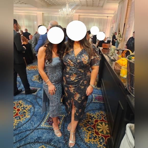 Floral Sequin Midi Dress - Picture 6 of 6